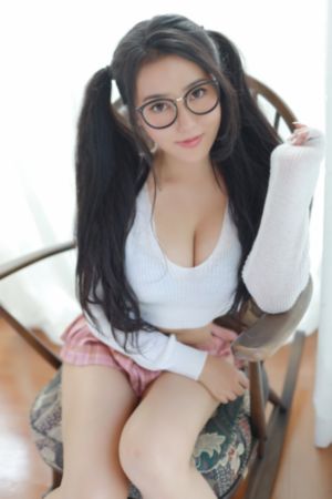 理伦片漂亮的女教师_蓝光高清在线